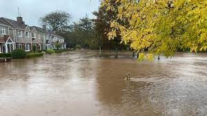 Due to a housing estate in Cork being on “high alert” for flooding, there is an orange rain warning for Dublin and Wicklow.